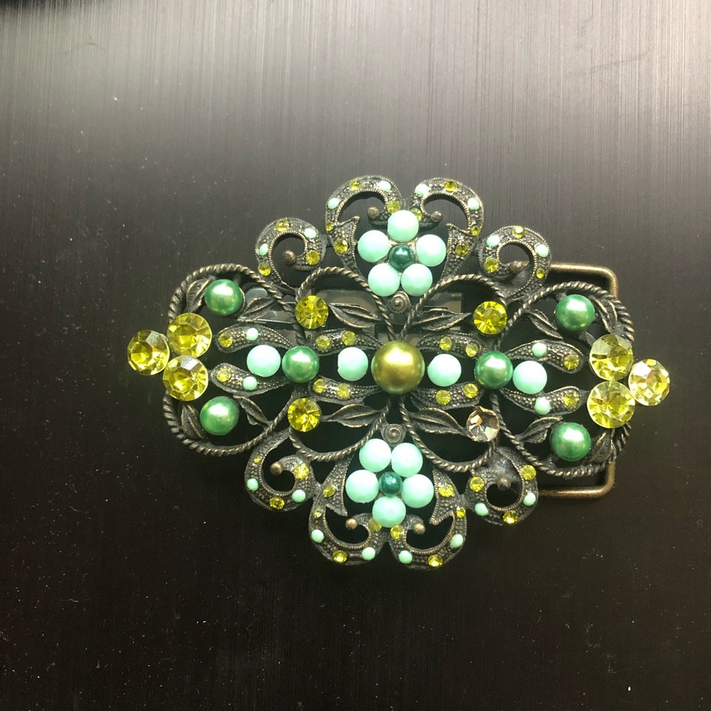 Gemstones belt buckle
